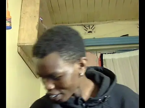 Snapshot of sluutygirl chatting on 09.16.25 sluutygirl online show from 09.16.25