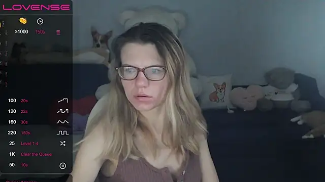 night is dark online show from 02.07.25