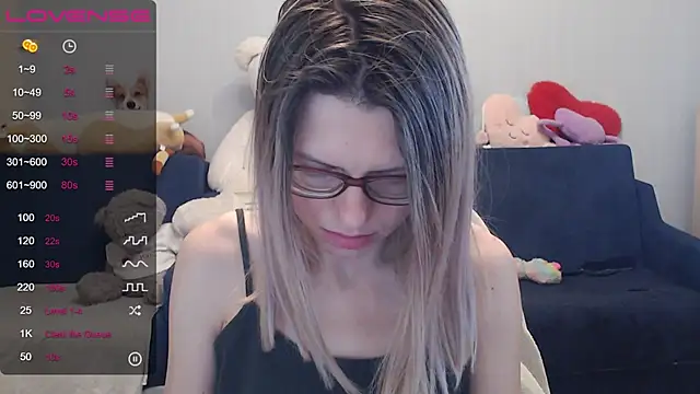 night is dark online show from 02.18.25