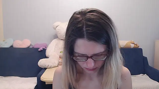 night is dark online show from 11.21.25