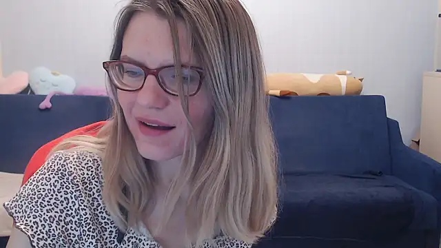 night is dark online show from 02.22.26