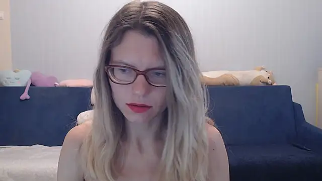 night is dark online show from 07.07.26