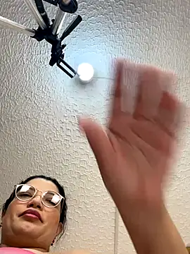 Snapshot of valerie_lya chatting on 09.22.25 valerie lya online show from 09.22.25