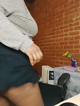 Lilybanx online show from 04.22.26