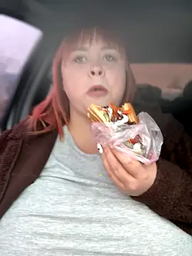 Model9798 online show from 10.27.25