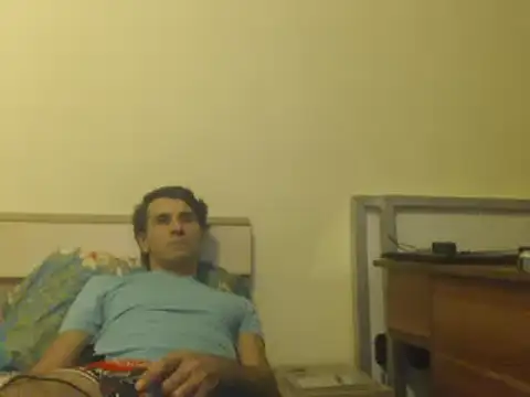 Snapshot of yvesstorm1 chatting on 12.28.24 yvesstorm1 online show from 12.28.24