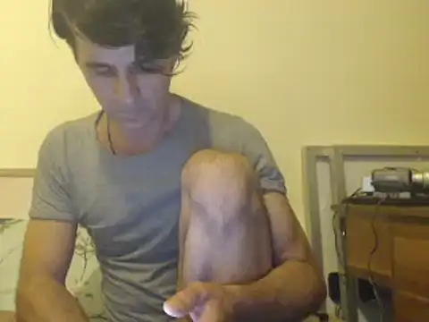 Snapshot of yvesstorm1 chatting on 01.19.25 yvesstorm1 online show from 01.19.25