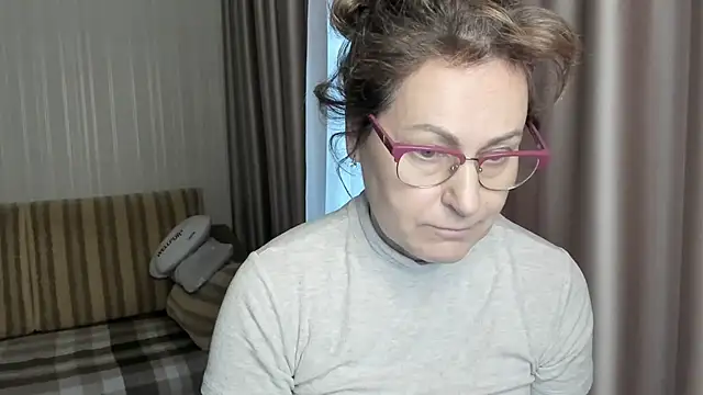 lauraoven online show from 01.13.25