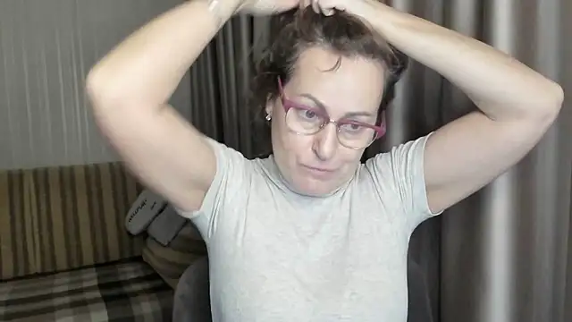 lauraoven online show from 01.13.25