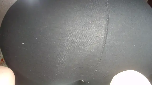 Snapshot of prettyangelsquirt chatting on 10.30.25 prettyangelsquirt online show from 10.30.25