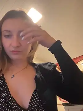 SusanCurt online show from 02.14.25