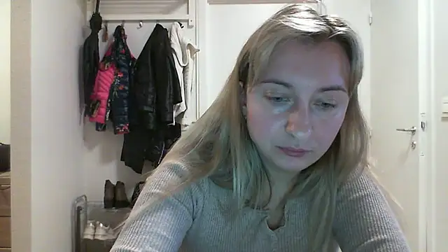 SusanCurt online show from 10.13.25