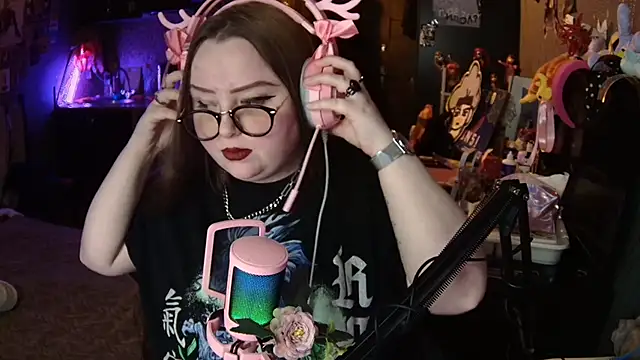 EMMA  CONNOR online show from 03.28.26