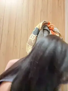 Wet  Bunny online show from 02.01.25