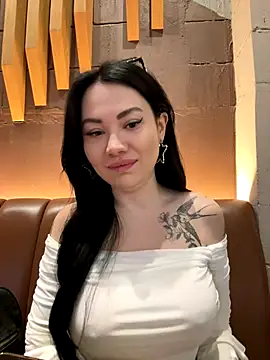 Wet  Bunny online show from 09.09.25