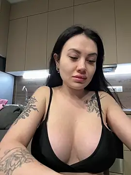 Wet  Bunny online show from 10.30.25