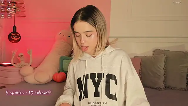  Tammara  online show from 10.16.25