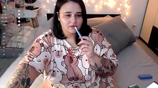 naughtykiss online show from 09.19.25