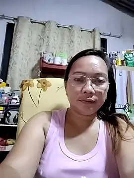 Snapshot of asianwet4u chatting on 02.28.25 asianwet4u online show from 02.28.25