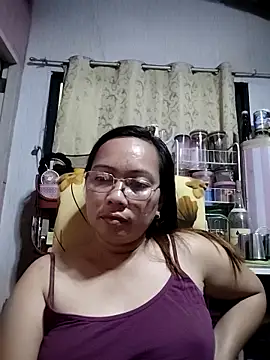 Snapshot of asianwet4u chatting on 03.03.25 asianwet4u online show from 03.03.25