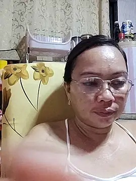 Snapshot of asianwet4u chatting on 03.06.25 asianwet4u online show from 03.06.25