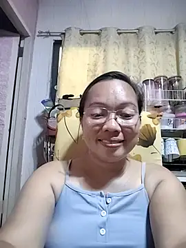 Snapshot of asianwet4u chatting on 03.08.25 asianwet4u online show from 03.08.25