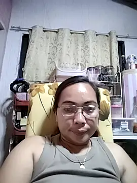 Snapshot of asianwet4u chatting on 03.13.25 asianwet4u online show from 03.13.25