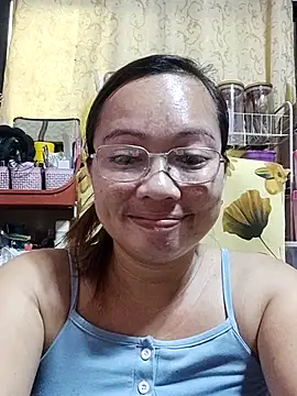 Snapshot of asianwet4u chatting on 03.21.25 asianwet4u online show from 03.21.25