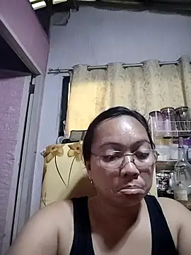 Snapshot of asianwet4u chatting on 03.22.25 asianwet4u online show from 03.22.25