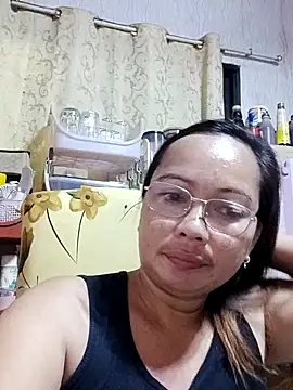 Snapshot of asianwet4u chatting on 03.23.25 asianwet4u online show from 03.23.25