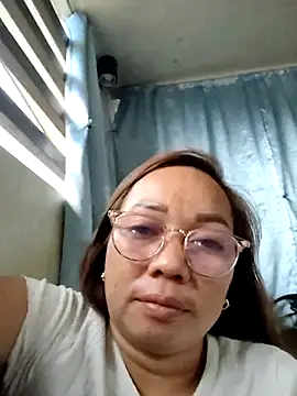 Snapshot of asianwet4u chatting on 09.13.25 asianwet4u online show from 09.13.25