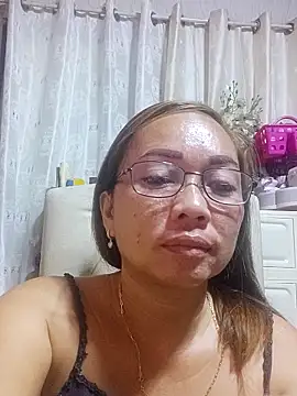 Snapshot of asianwet4u chatting on 09.21.25 asianwet4u online show from 09.21.25