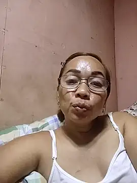 Snapshot of asianwet4u chatting on 09.25.25 asianwet4u online show from 09.25.25