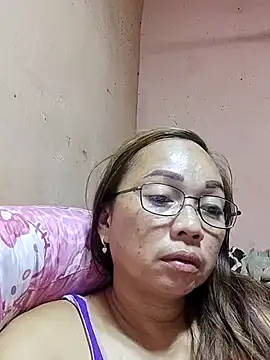 Snapshot of asianwet4u chatting on 09.26.25 asianwet4u online show from 09.26.25