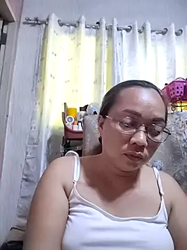 Snapshot of asianwet4u chatting on 10.24.25 asianwet4u online show from 10.24.25