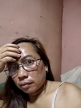 Snapshot of asianwet4u chatting on 11.06.25 asianwet4u online show from 11.06.25