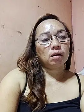 Snapshot of asianwet4u chatting on 11.08.25 asianwet4u online show from 11.08.25