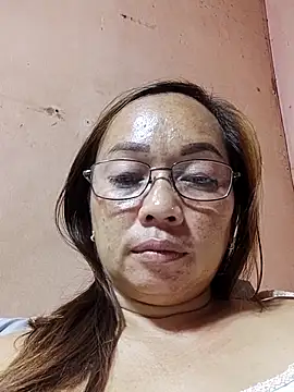 Snapshot of asianwet4u chatting on 11.12.25 asianwet4u online show from 11.12.25