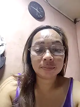 Snapshot of asianwet4u chatting on 11.16.25 asianwet4u online show from 11.16.25