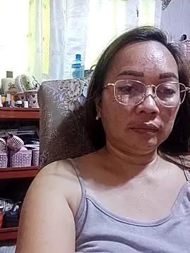 Snapshot of asianwet4u chatting on 11.21.25 asianwet4u online show from 11.21.25