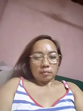 Snapshot of asianwet4u chatting on 11.23.25 asianwet4u online show from 11.23.25