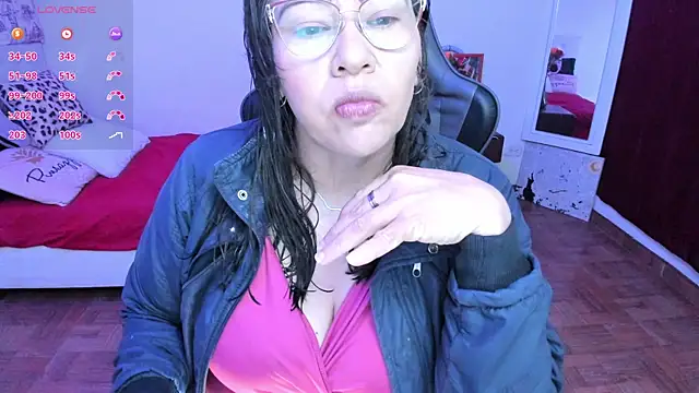 esmeralda milf online show from 07.02.26