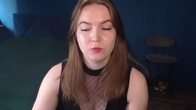 Snapshot of AlessaBlackMoon chatting on 06.26.26 AlessaBlackMoon online show from 06.26.26