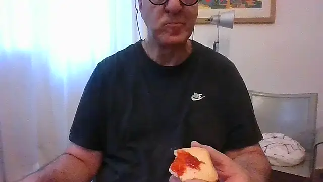 Snapshot of ANONIMO7735 chatting on 06.24.26 ANONIMO7735 online show from 06.24.26
