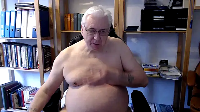 SchwanzhureXXL online show from 02.14.25