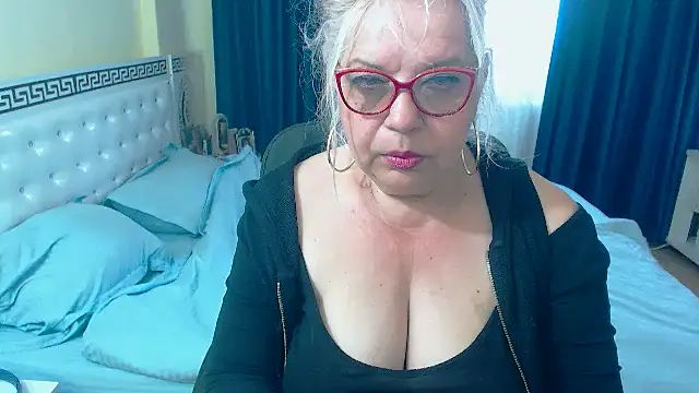 SonyaHotMilf online show from 05.14.26