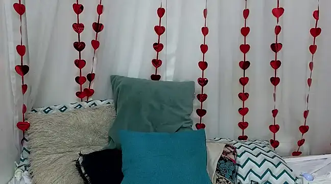 ninaa fox online show from 02.19.25