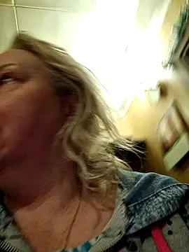 Snapshot of Janahotty chatting on 05.17.26 Janahotty online show from 05.17.26
