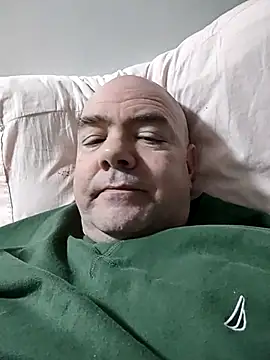 Snapshot of brian4300 chatting on 01.19.26 brian4300 online show from 01.19.26