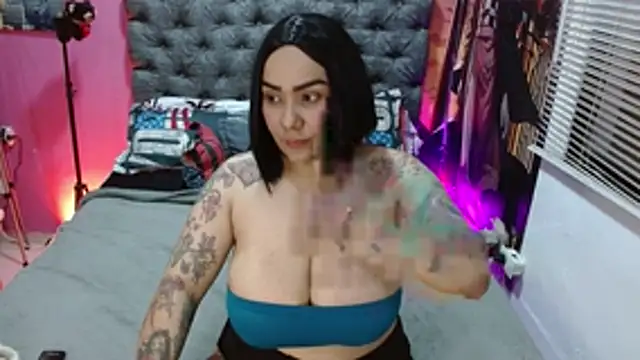 JEENEVIEVE online show from 04.22.26